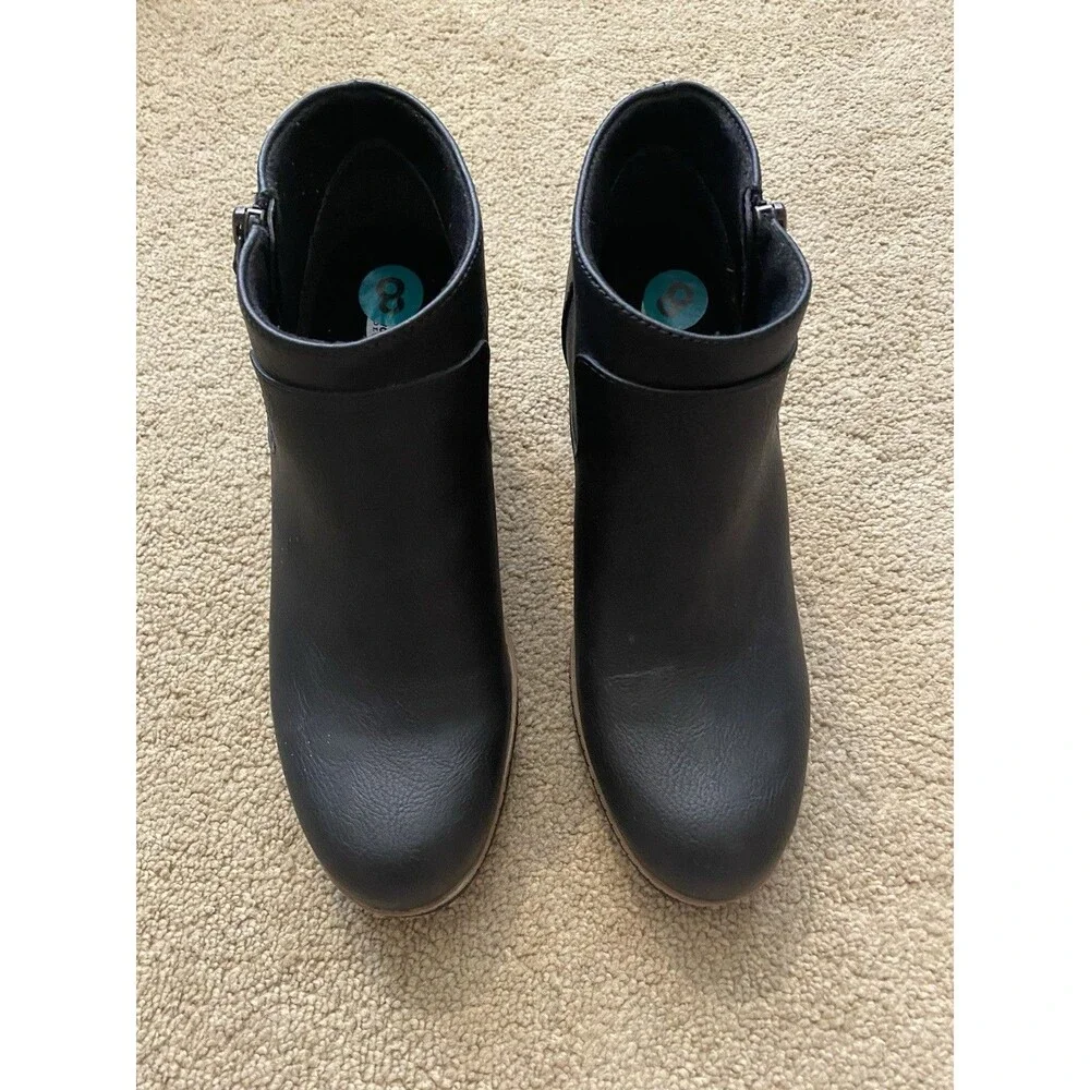 Dr. Scholl's Black Faux Leather Wedge Ankle Boots Women’s Size 8
